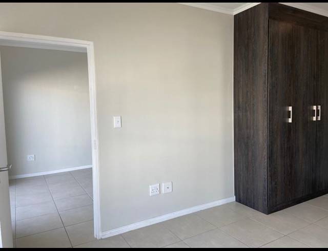 1 BEDROOM PROPERTY TO RENT IN SANDOWN